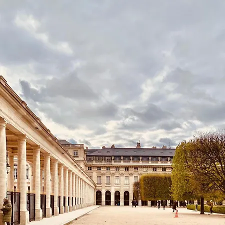 32 Atelier Fashion Párizs