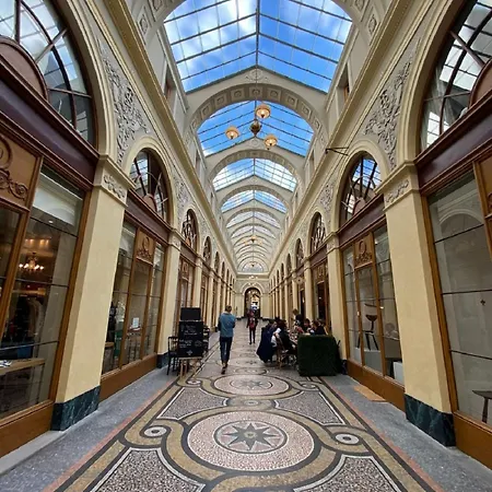 32 Atelier Fashion * Párizs