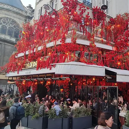 32 Atelier Fashion *